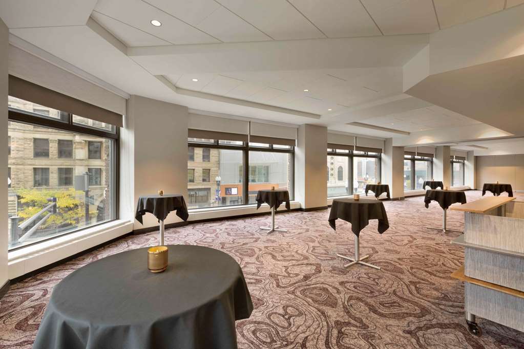 Embassy Suites By Hilton Minneapolis Downtown Hotel Facilități foto